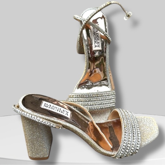 Badgley Mischka Becca Platino Strappy Block Heel Platinum Size 7.5 - Picture 2 of 9